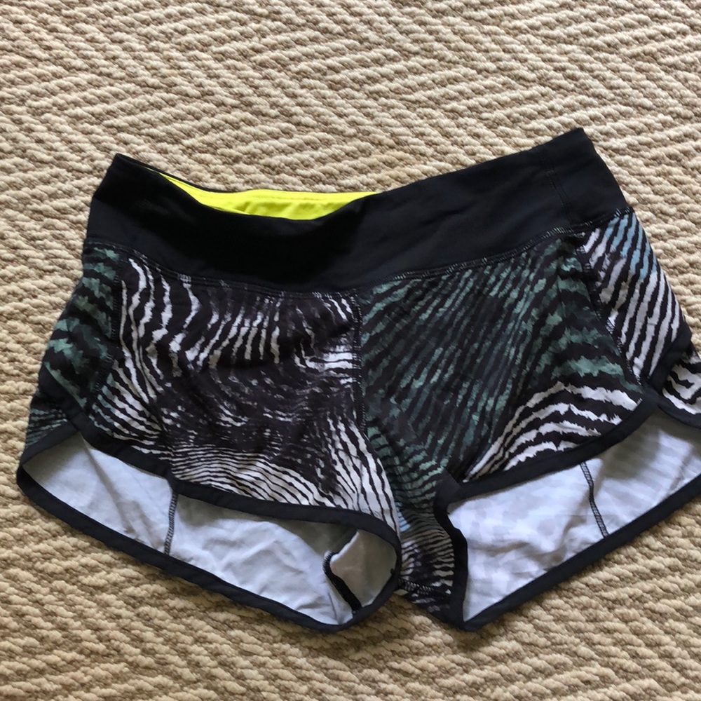 Lululemon size 4 speed shorts